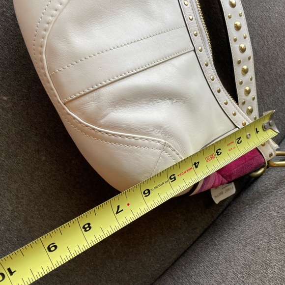 NWTA Cream Coach Purse - Picture 6 of 9